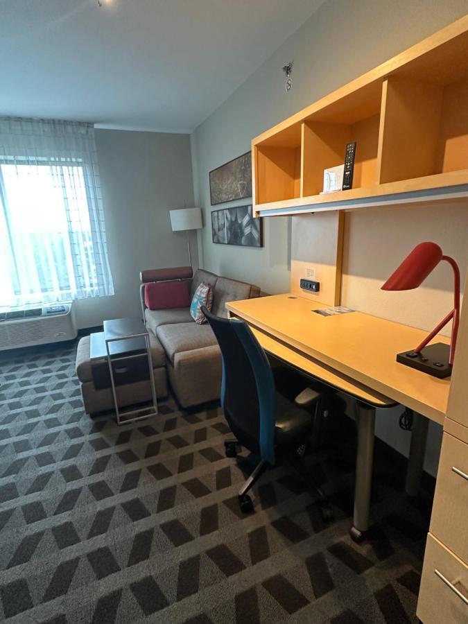 King Studio with Sofa Bed