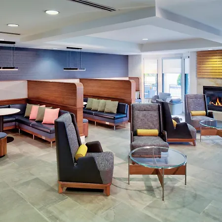 Courtyard By Marriott Columbia Northeast/Fort Jackson Area-2